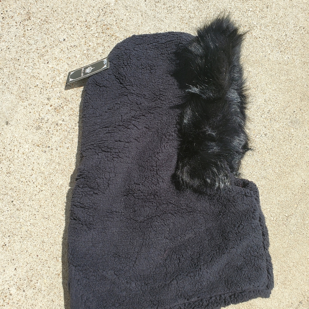 Bellady Hoodie Scarf One Size - Picture 3 of 3